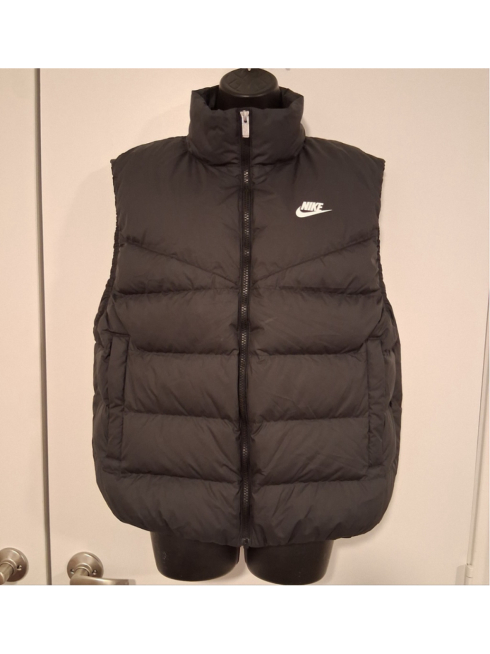 Nike Therma-Fit Windrunner Women's Medium Down Puffer Vest Black DQ6896-010